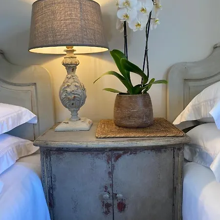 Pretty Historical Holiday home *