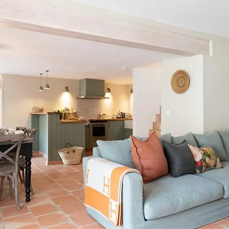 Pretty Historical Grimaud